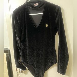 True religion long sleep velcro bodysuit